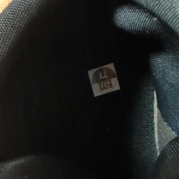 Nike Big Kids Woodside 2 High ACG Boots Size 7Y New/Box MSRP $100 - Picture 9 of 10